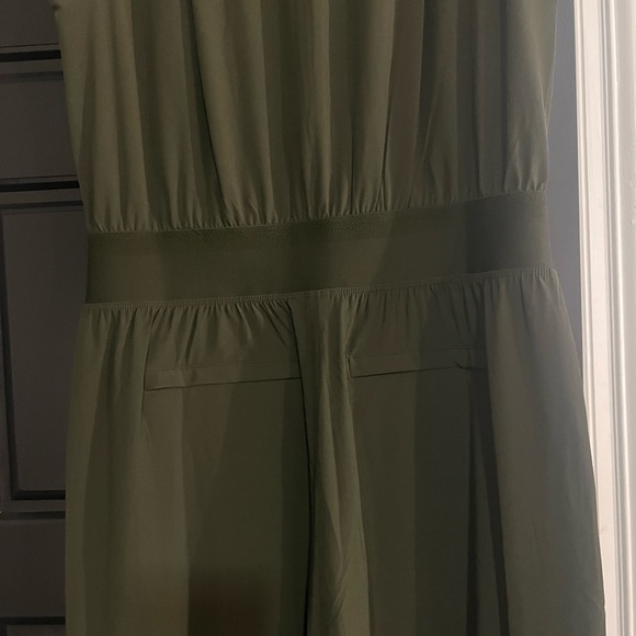 NWOT Athleta Brooklyn Utility Jumpsuit Size 0 Aspen Olive Green - Picture 8 of 12